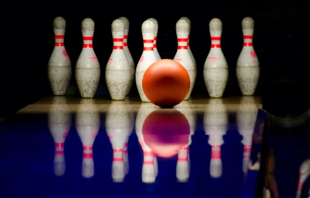 Sport Alley Ball Game